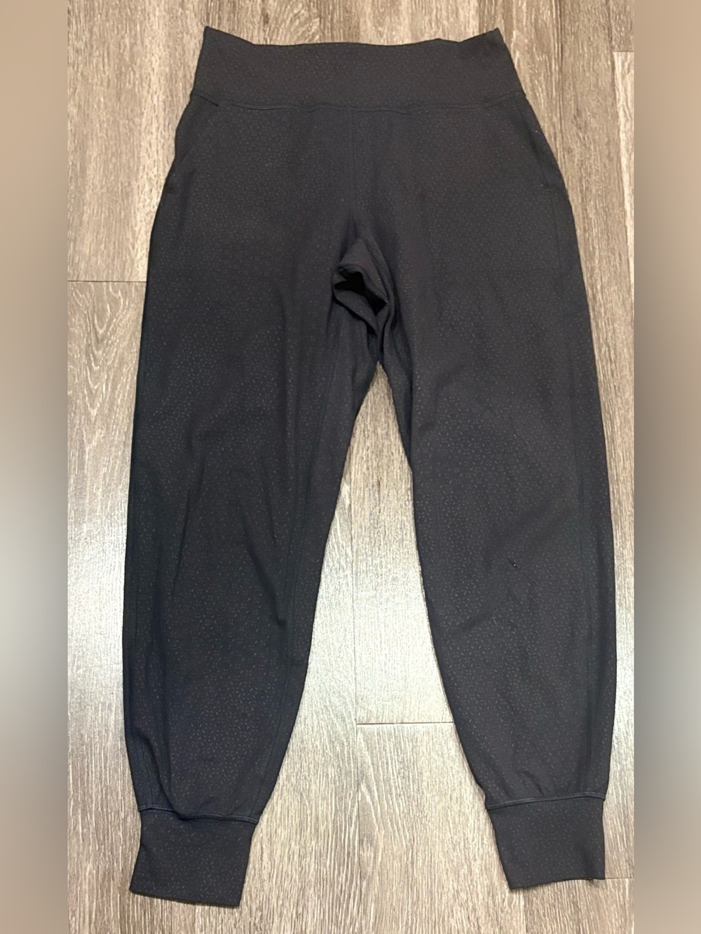 lululemon Women’s Align High-Rise Jogger
in Black geometric pattern Size 8